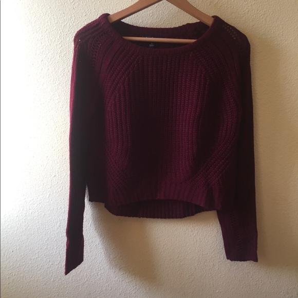 Cropped sweater NWT - Picture 2 of 3